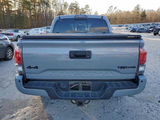 Toyota Tacoma Double Cab Image 9