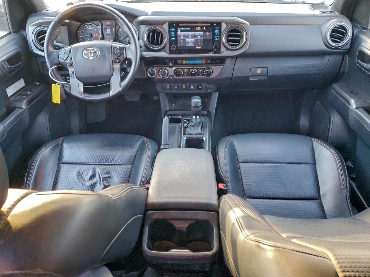 Toyota Tacoma Double Cab Image 12