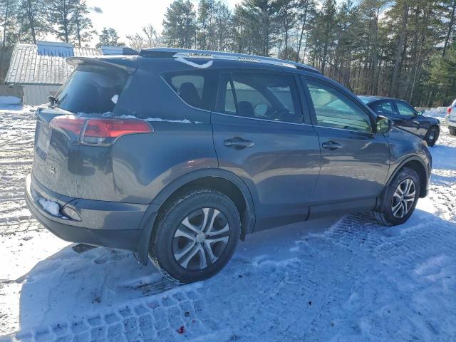 Toyota RAV4 Le Image 2