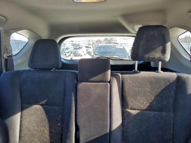 Toyota RAV4 Le Image 8