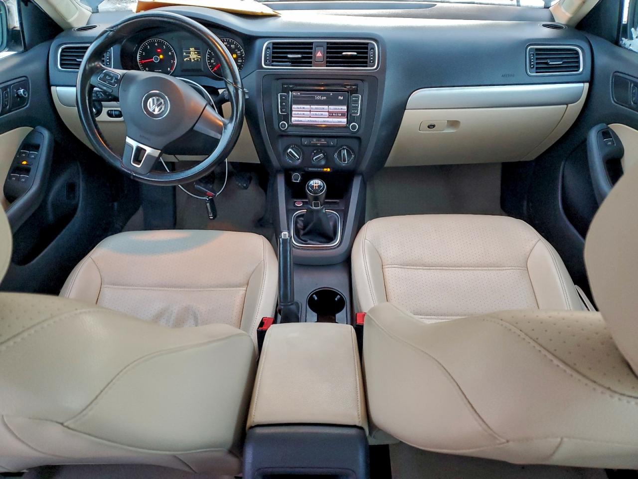 Volkswagen Jetta Se Image 3