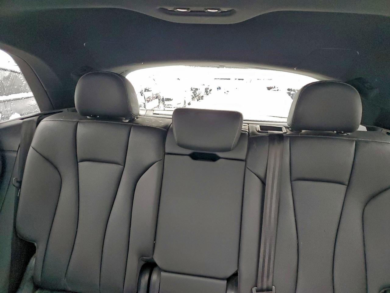 Audi Q8 Prestige S-line Image 8