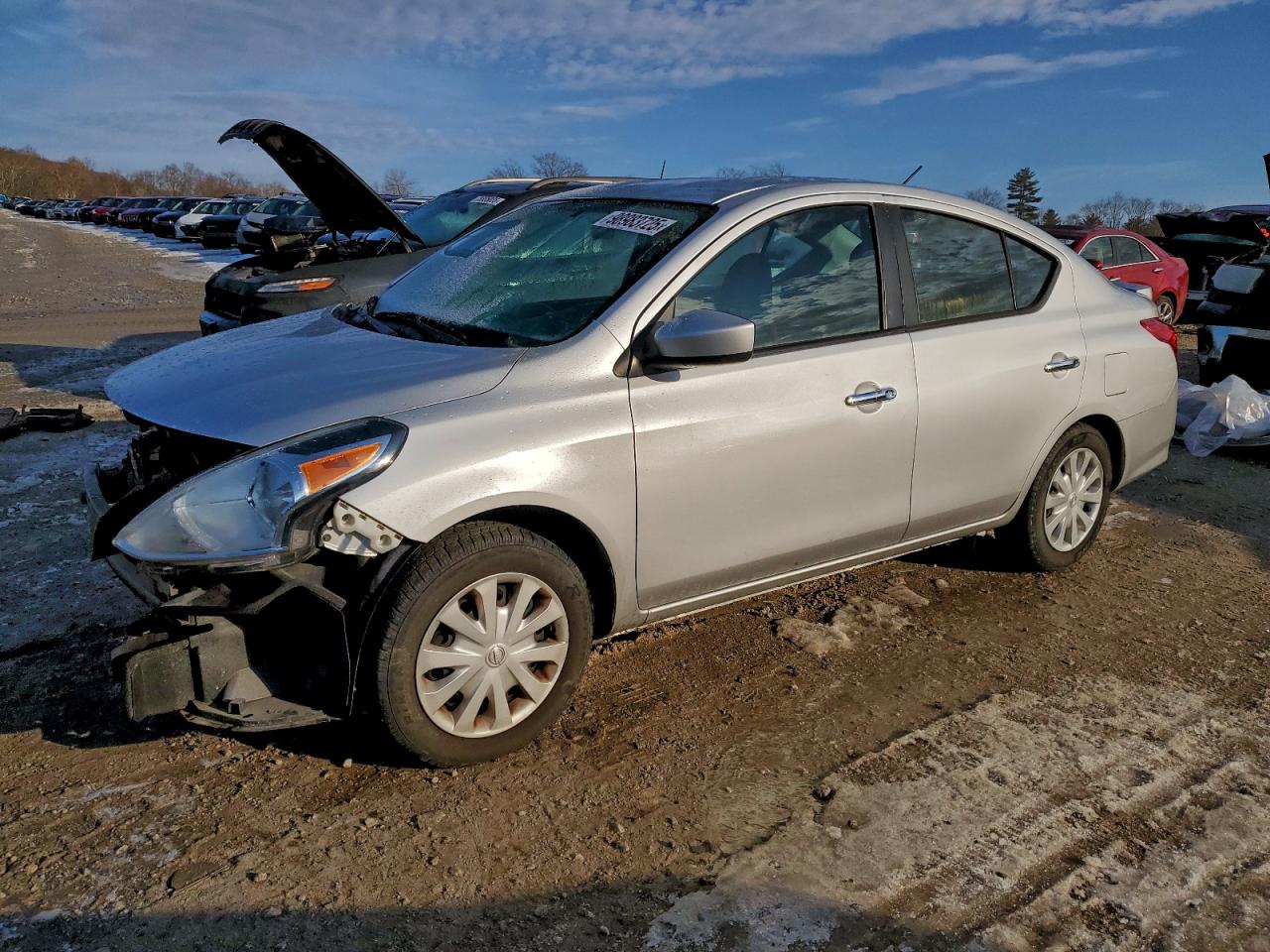 Nissan Versa S Image 1