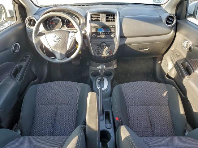 Nissan Versa S Image 13