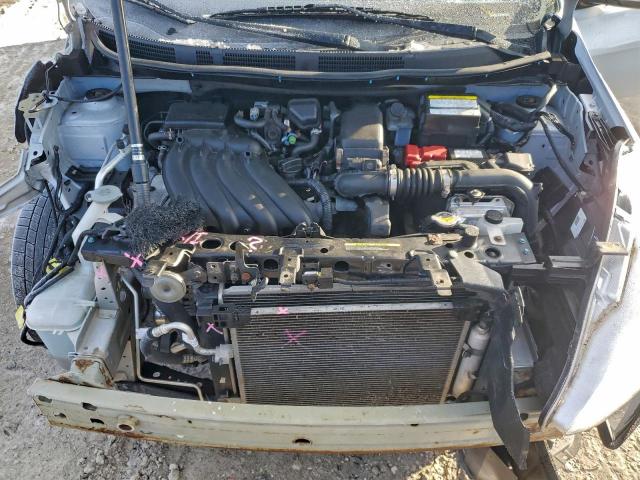 Nissan Versa S Image 10