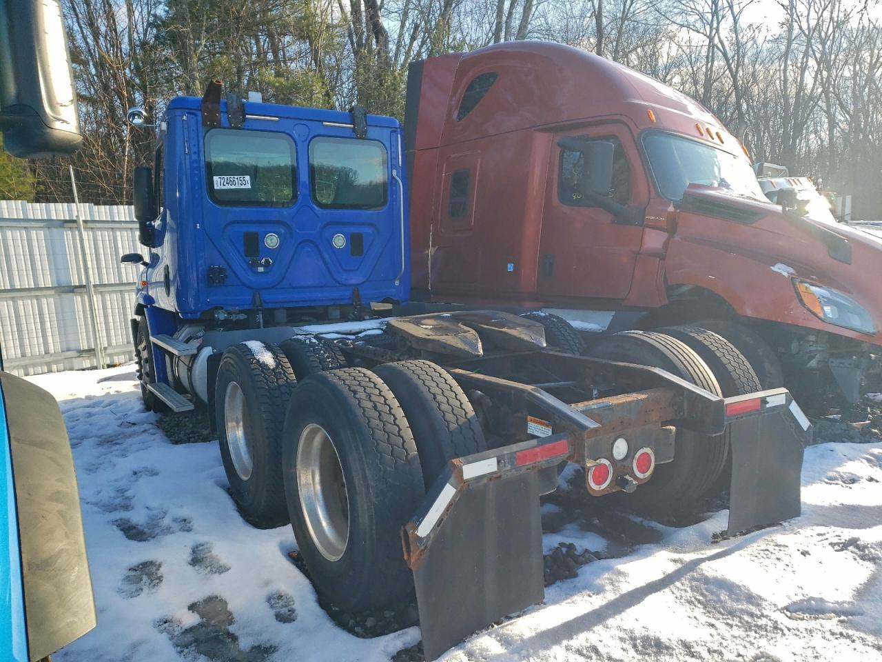 Freightliner Cascadia 1 Image 2