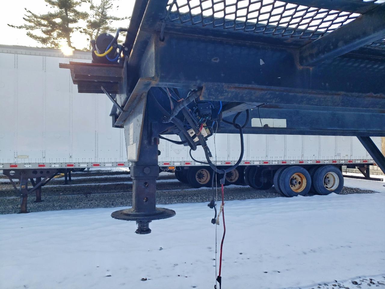 Kaufman Trailer Image 2