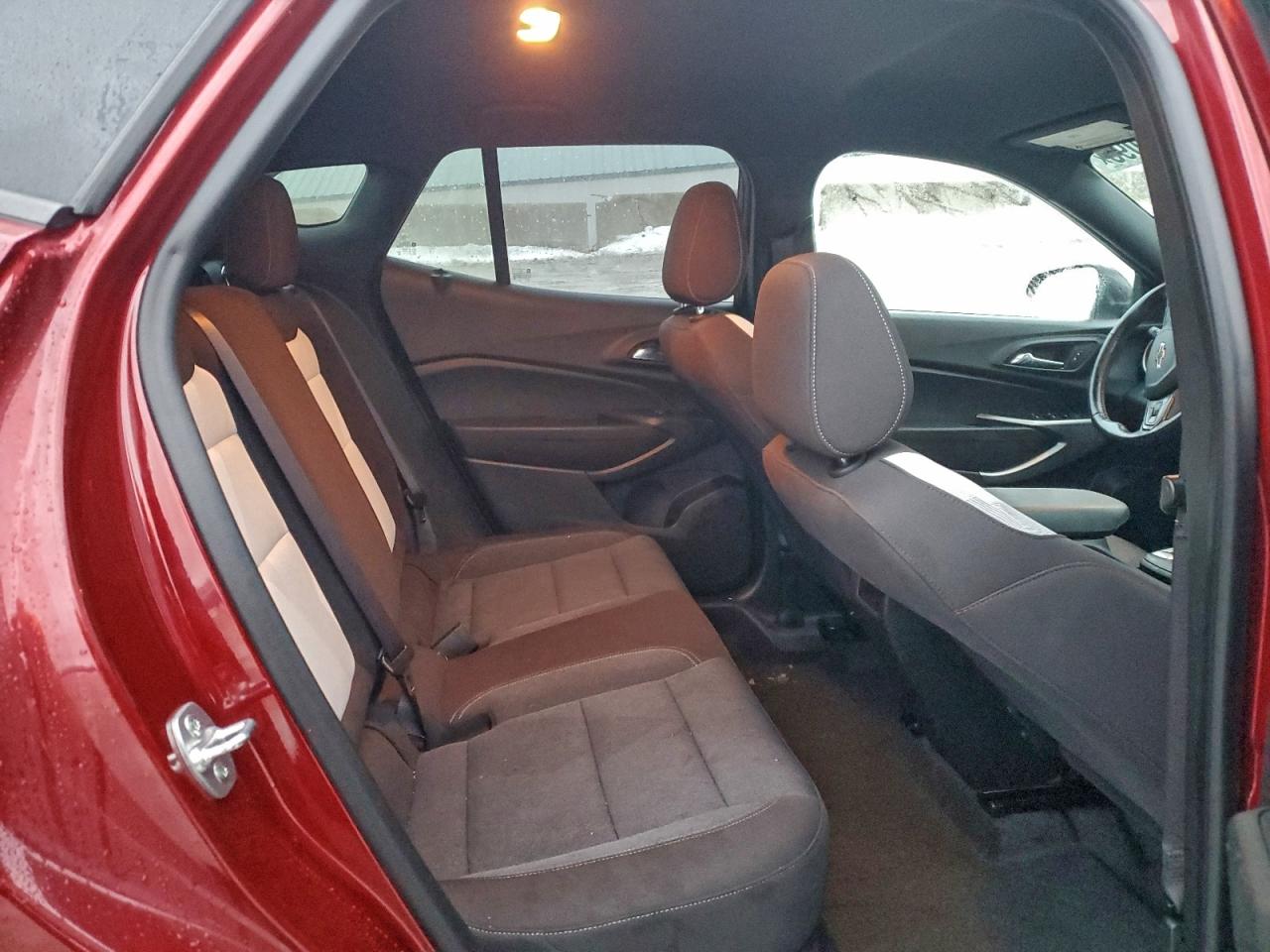 Chevrolet Trax 1rs Image 10